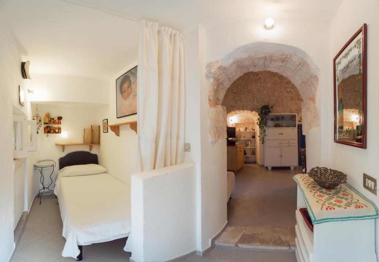 Trulli Girasoli E Viole Cocolicchio 外观 照片