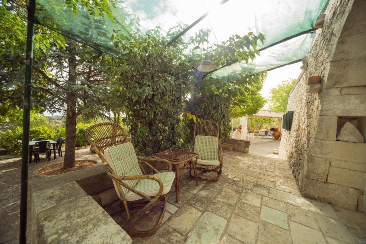 Trulli Girasoli E Viole Cocolicchio 外观 照片