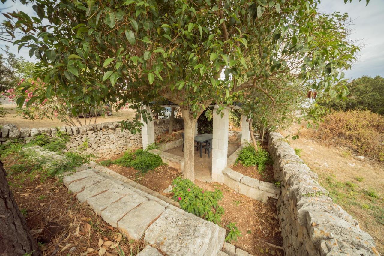 Trulli Girasoli E Viole Cocolicchio 外观 照片