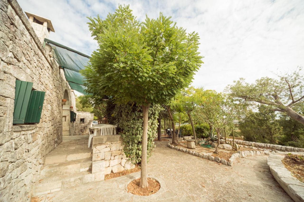 Trulli Girasoli E Viole Cocolicchio 外观 照片