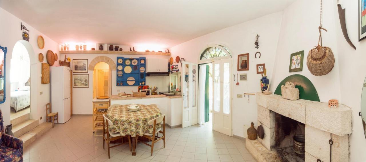 Trulli Girasoli E Viole Cocolicchio 外观 照片